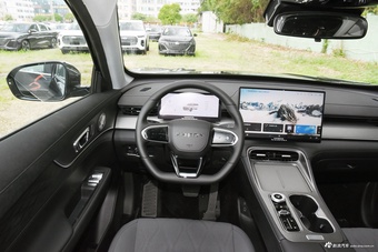 2025款瑞虎8 PLUS 1.6T 乘风版 5座