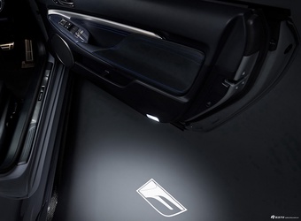 2024款雷克萨斯RC F Emotional Touring 爱好者 特别版