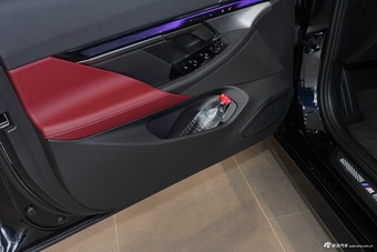 2026款宝马i5 eDrive 40L M运动套装