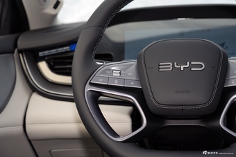 2026款海豹07 EV 705旗舰型
