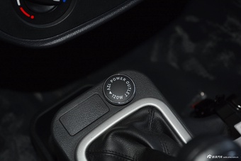2021款优劲1.5L 3600厢货幸福版T70L 单排DAM15KR