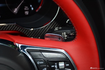 2022款迈莎锐添越 4.0T V8