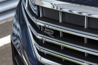 2023款途锐 3.0TSI 锐享版 经典运动套装