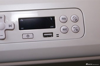 2026款奔腾小马222km 闪耀马