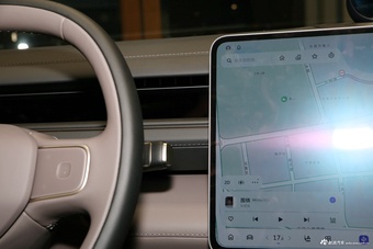 2026款蔚来ES8 六座行政签名版