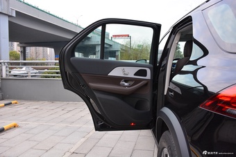 2023款奔驰GLE级 350 4MATIC 动感型