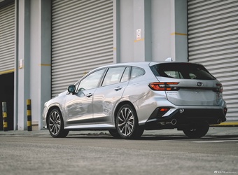 2025款斯巴鲁WRX 2.4T CVT Wagon tS EyeSight 官图