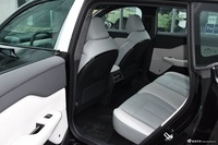 2024款岚图知音 超长续航智享版