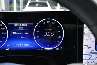 2025款奔驰CLA纯电 300L 超长续航领智版