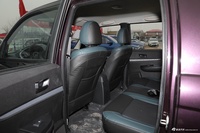 2022款威虎2.8T柴油两驱豪华型大双