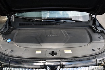 2025款梦想家 PHEV 四驱尊贵鲲鹏版