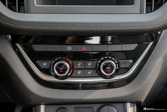 2024款瑞迈 2.8T 柴油 两驱舒适型 长轴