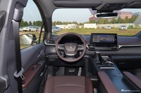 2026款格瑞维亚 2.5L混动 尊贵PLUS四驱版