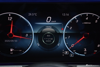 2021款奔驰E级 E 300 L 尊贵运动版