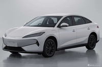 2025款比亚迪e7基本型官图