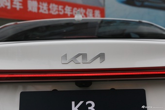 2023款起亚K3 1.5L CVT 豪华版