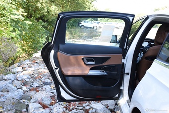 2025款奔驰E级 E 300 L 时尚运动型