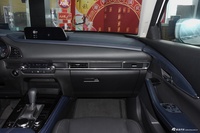 2024款马自达CX-30 2.0L自动雅悦型