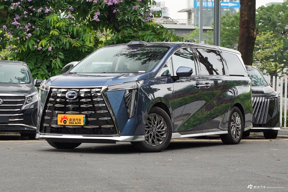 2025款传祺向往M8 乾崑系列 Ultra 头等舱