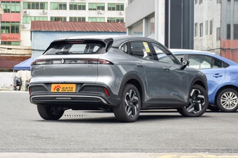 2026款宝骏云海EV 500km 标准版