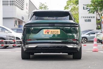 2026款ZEEKR 7X 75kWh 后驱MAX版