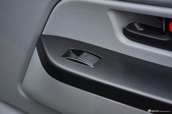 2022款凯锐浩克2.0L畅运标准6座高顶