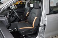 2025款宝典 2.5T手动柴油两驱长轴