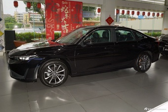 2025款型格 240TURBO CVT科技版