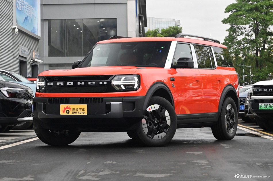 2026款福特智趣烈马 墨钻增程版