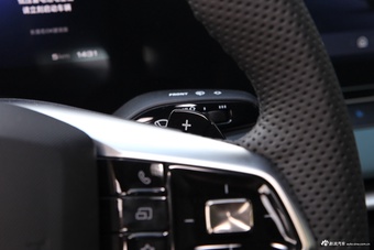 2026款MG7 1.5T 300 DCT优雅版