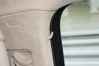 2024款奥迪A8L Horch创始人版 55TFSI