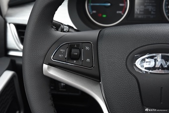 2025款瑞风M3 PHEV PLUS 2.0L 85km 智联版 9座