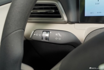 2025款比亚迪元UP 301KM领航型