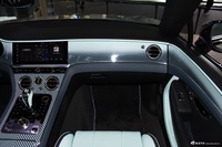 2024款欧陆 4.0T GT V8 敞篷版