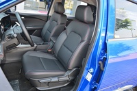 2021款大通T90 2.0T单增压手动两驱高底盘精英型长箱