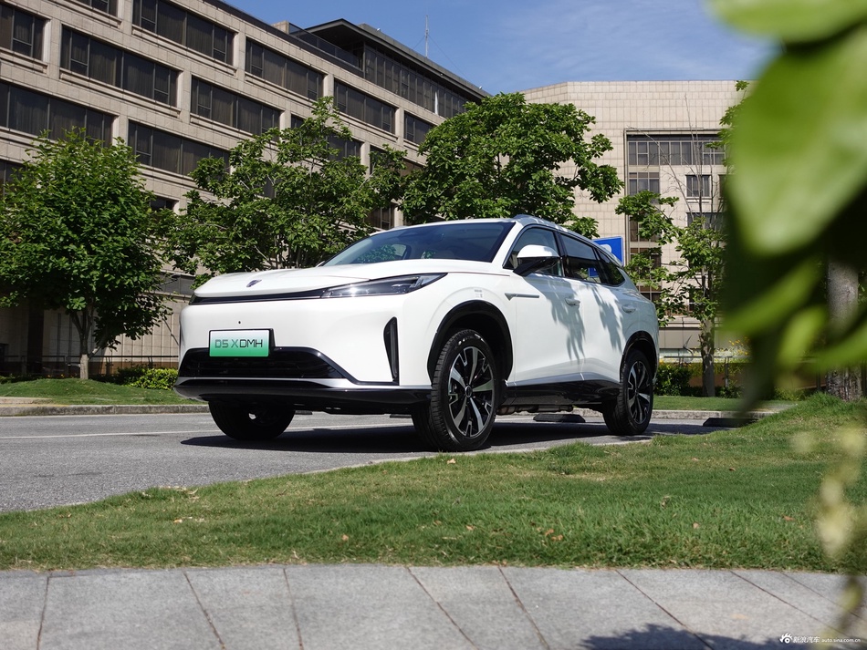 2024款荣威D5X 135科技版