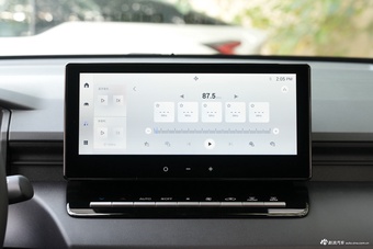 2026款卡罗拉锐放 2.0L 智能电混双擎 精英版