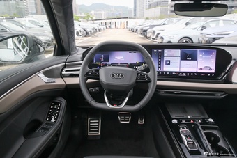 2026款奥迪A6L 3.0T quattro 旗舰型
