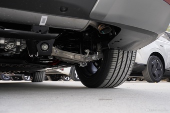 2026款极狐 阿尔法T5 增程 215 元境智行版