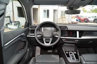 2025款奥迪A3L Limousine 35TFSI 飞驰悦享型