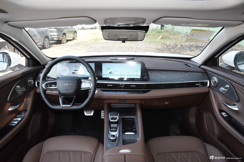 2025款艾瑞泽8 2.0T DCT劲
