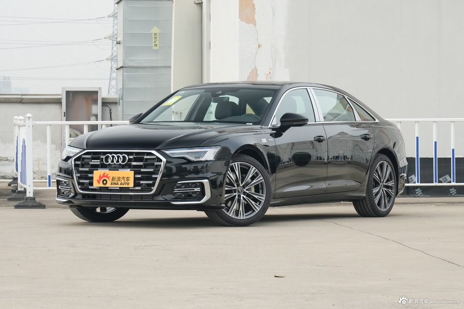 2026款奥迪A6L 45 TFSI quattro 臻选动感型