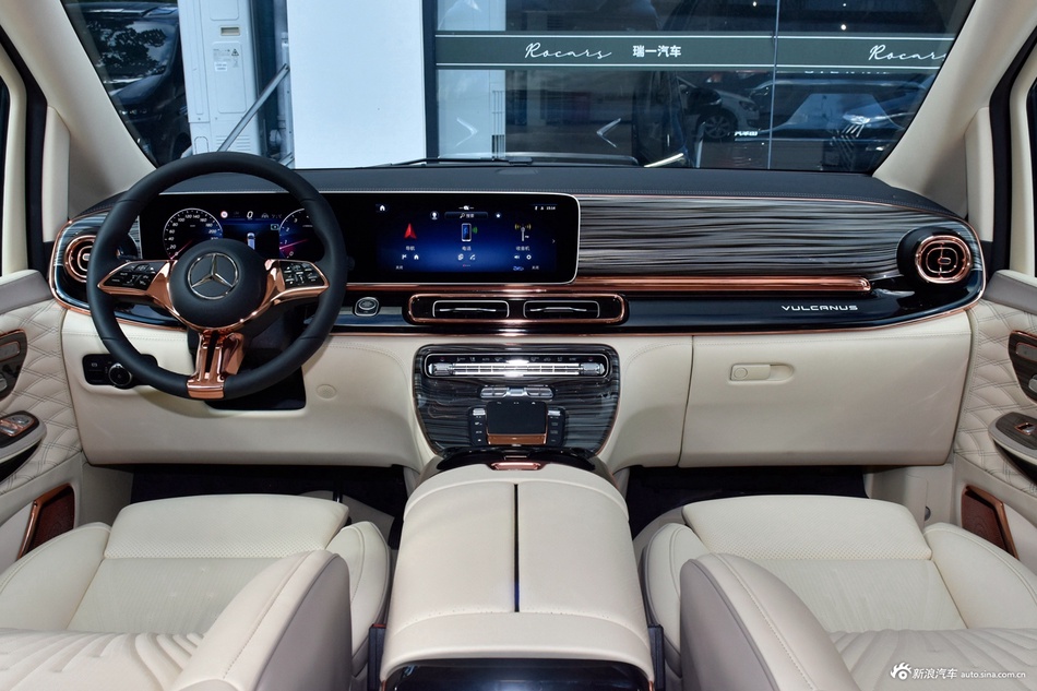 2025款维努斯 2.0T 威赫纪念版