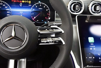 2025款奔驰C级 改款 C 260 L 运动版