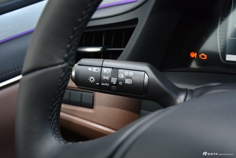 2025款雷克萨斯ES 200 臻享版