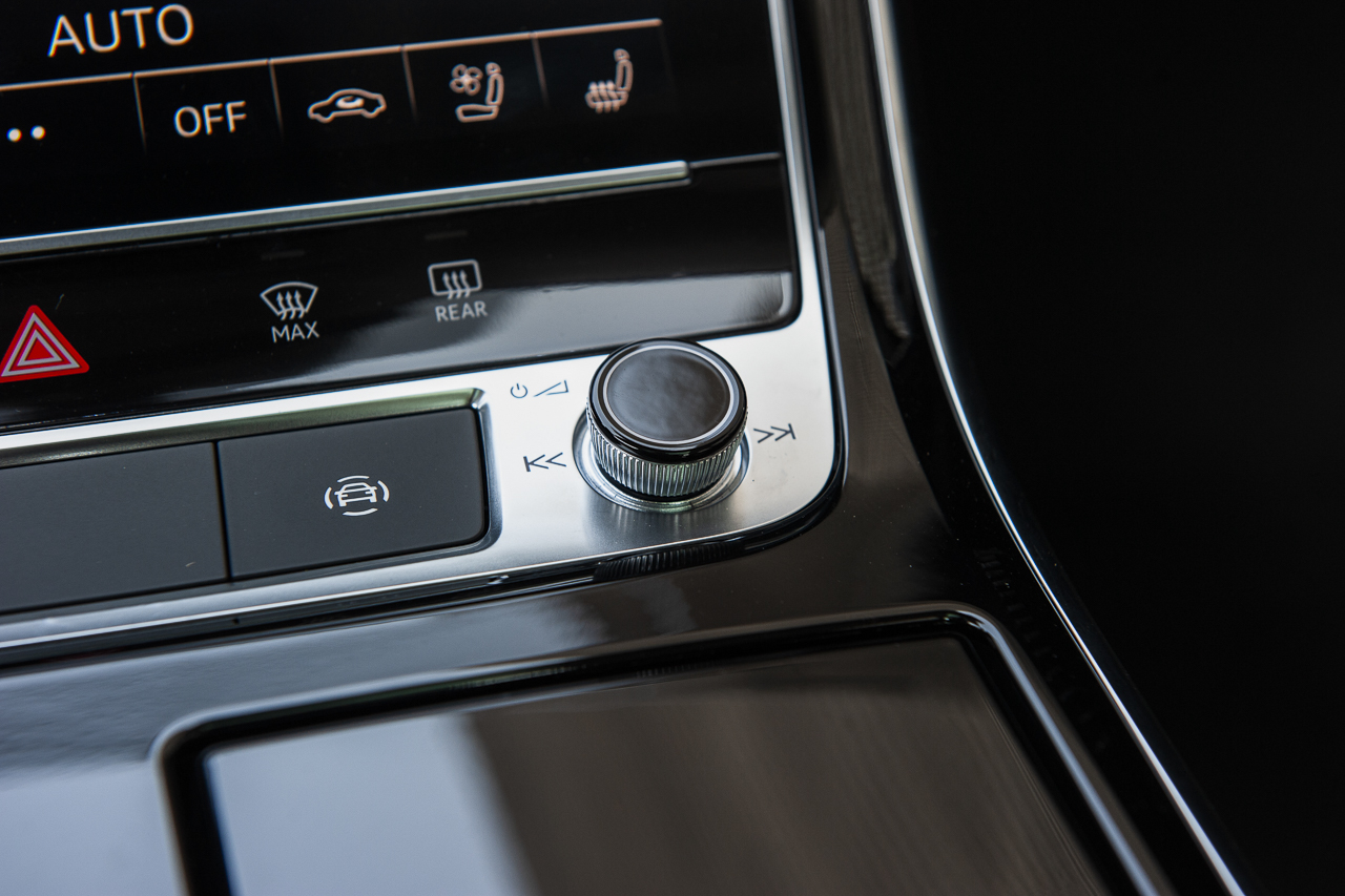 2019款奥迪A8L Plus 3.0T自动豪华型