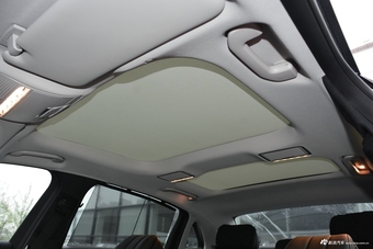 2021款奔驰E级改款 E 300 L 运动豪华型 