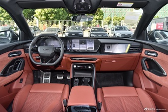 2022款奥迪Q5L 40T 时尚动感型图片