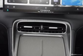 2025款瑞虎8 PLUS 1.6T 乘风版 5座