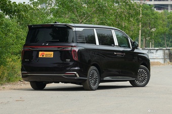 2026款红旗HQ9 PHEV 2.0T 四驱尊贵版